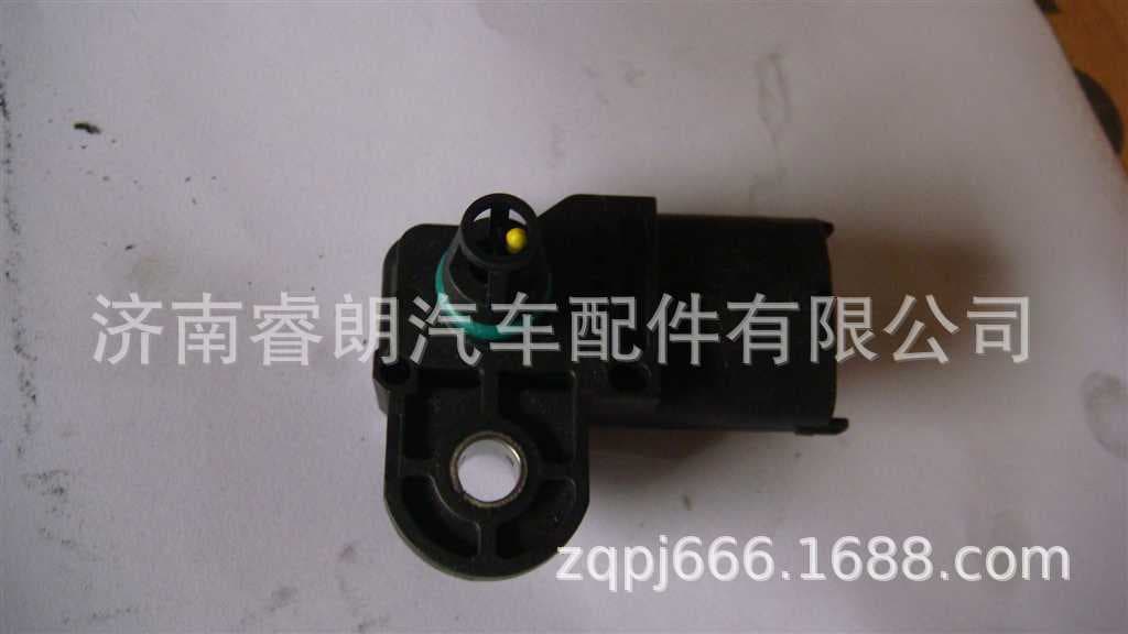 Production and wholesale of Howo Dump Truck parts VG1540090055 Intake Pressure Temperature Sensor (CNG)