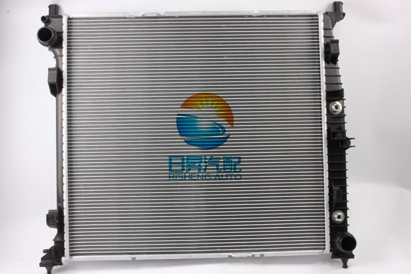 Suitable for Mercedes-benz W164 W166 ML320 ML500 ML400 GL400gl450g500 Water Tank Radiator