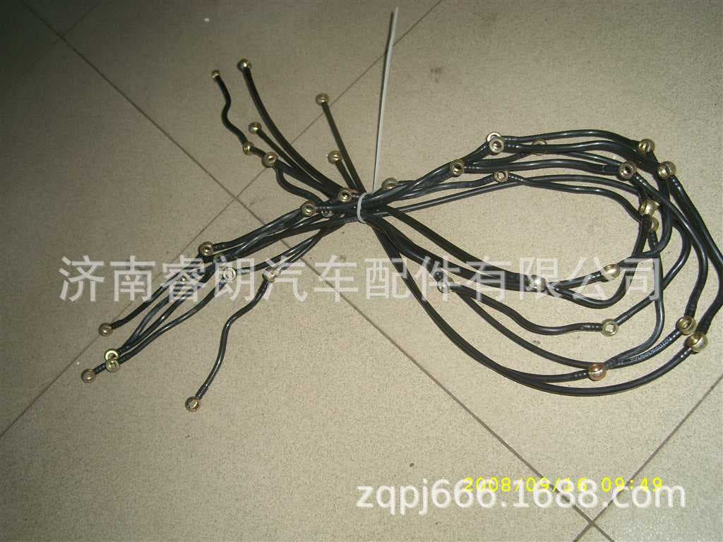 Factory Wholesale Sinotruk HOWO STEYR Parts VG1099089066 Injector Return Pipe Assembly