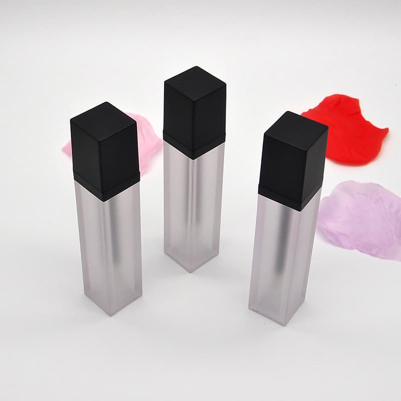 7ML Square Frosted Lip Gloss Tube Empty Tube Lip Glaze Sub-Bottle DIY Lip Gloss Empty Bottle Cosmetic Sub-Bottle with Lip Brush