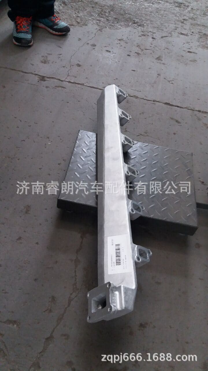 Production and Wholesale of HOWO Dump Truck Parts VG1034040027 Water Outlet Pipe