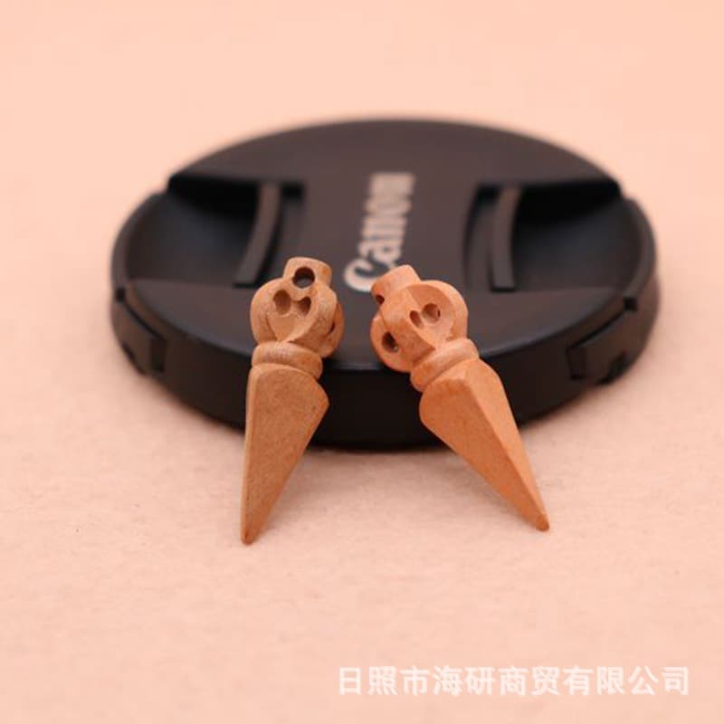 Small peach wood pendants, small peach wood carved ornaments, DIY baby and couple bracelets, new peach wood designs.