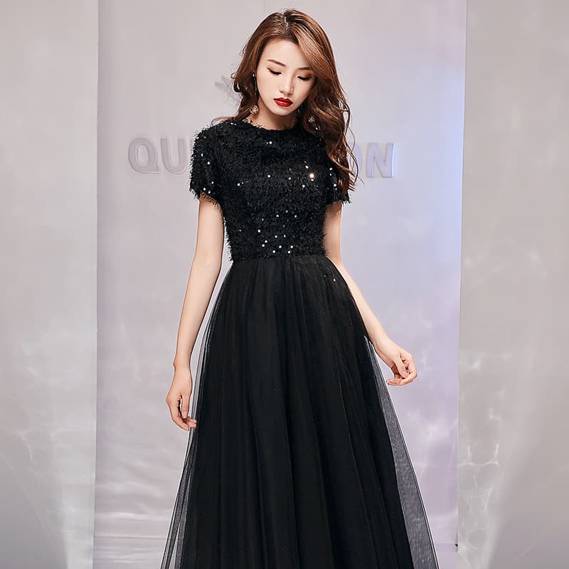 Elegant Evening Gown for Women 2024 New Arrival Black Banquet Hostess Long Slimming Celebrity Dress