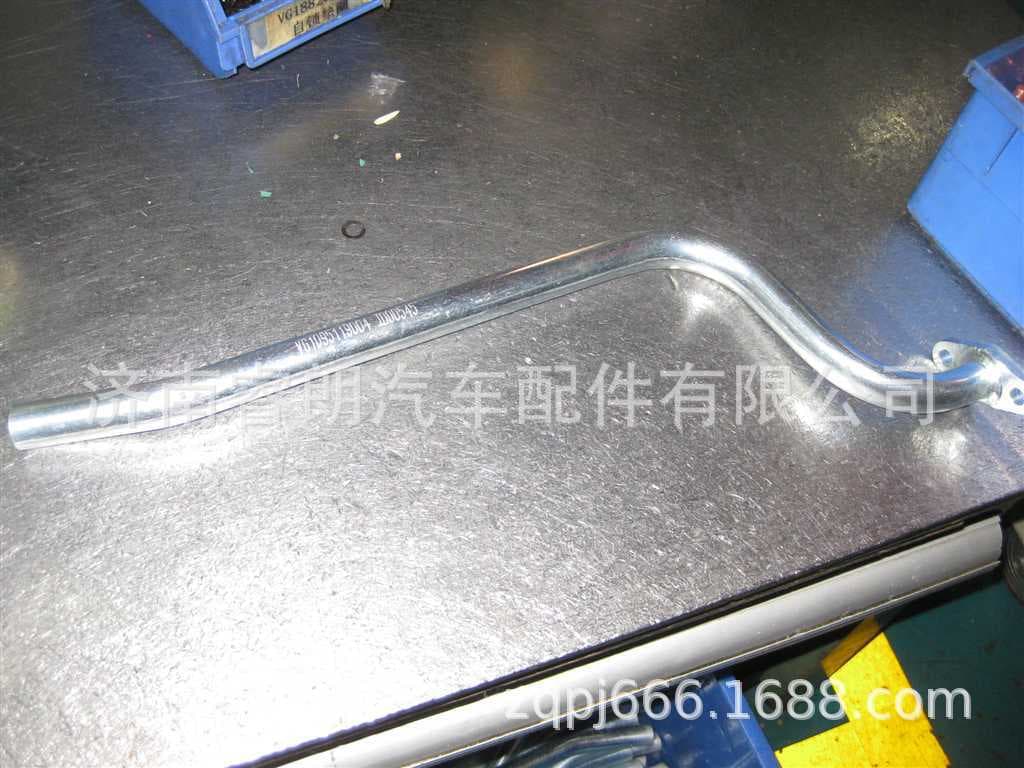 Production and Wholesale of HOWO Dump Truck Parts VG1095119004 Turbocharger Oil Return Pipe Assembly