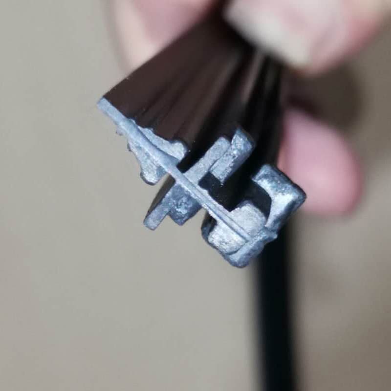 Bus Wiper Rubber Strip Wiper Holder for Jinlong, Yutong, Haige, Shaolin School Bus, Zhongtong, Yaxing