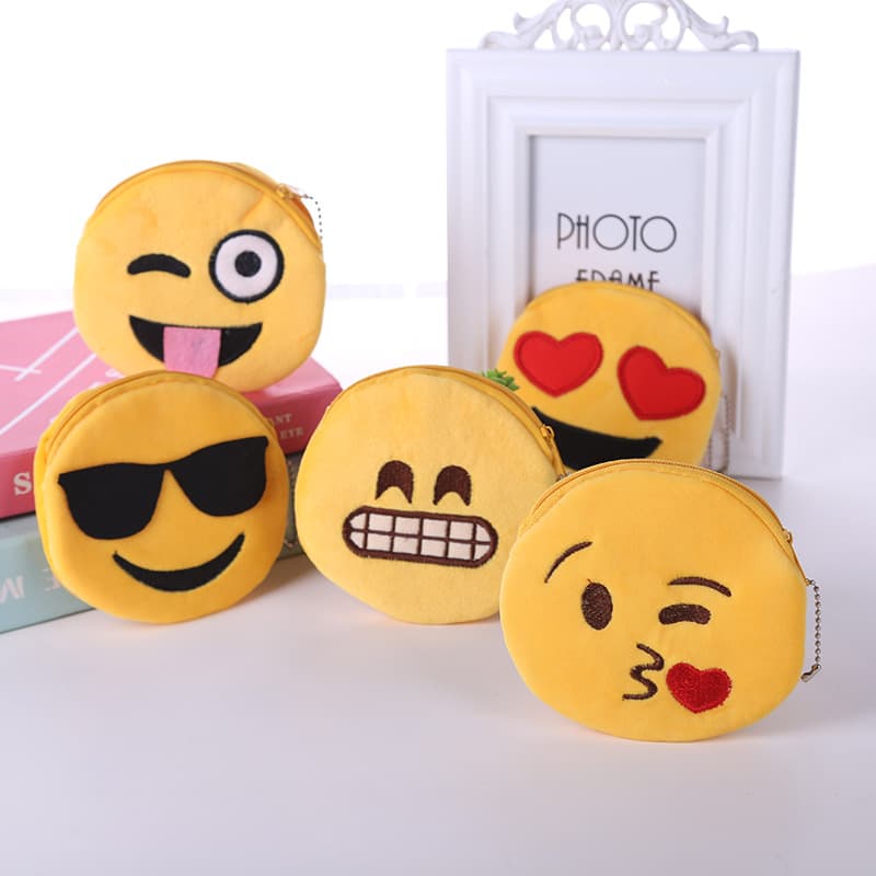 Harajuku zipper classic cute small smiley face coin emoji expression coin purse cute plush keychain wholesale
