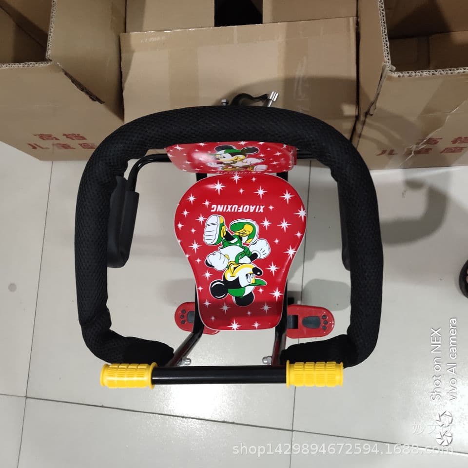 New Hot-Selling Electric Vehicle Child Safety Seat, Front-Mounted Full Enclosure with Shock Absorption and Foldable Design for Toddlers on Footrests