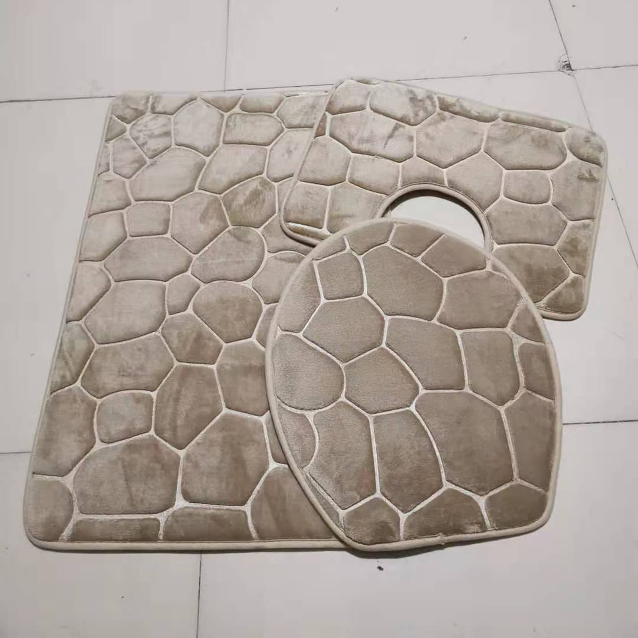 Cross-Border Hot Selling Bathroom Toilet Set Stone Pattern Embossed Mat Toilet Three-Piece Set Water-Absorbent Non-Slip Cushion Carpet