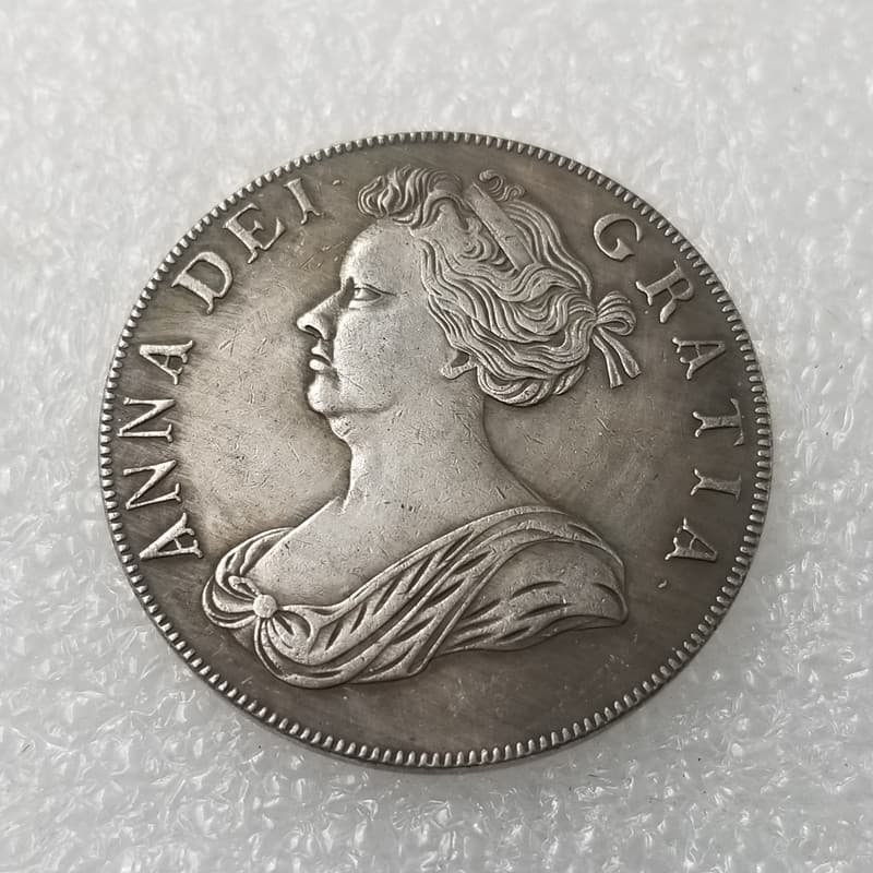 Antique Craft 1706 Brass Material UK Brass Silver-Plated Vintage Silver Dollar Wholesale
