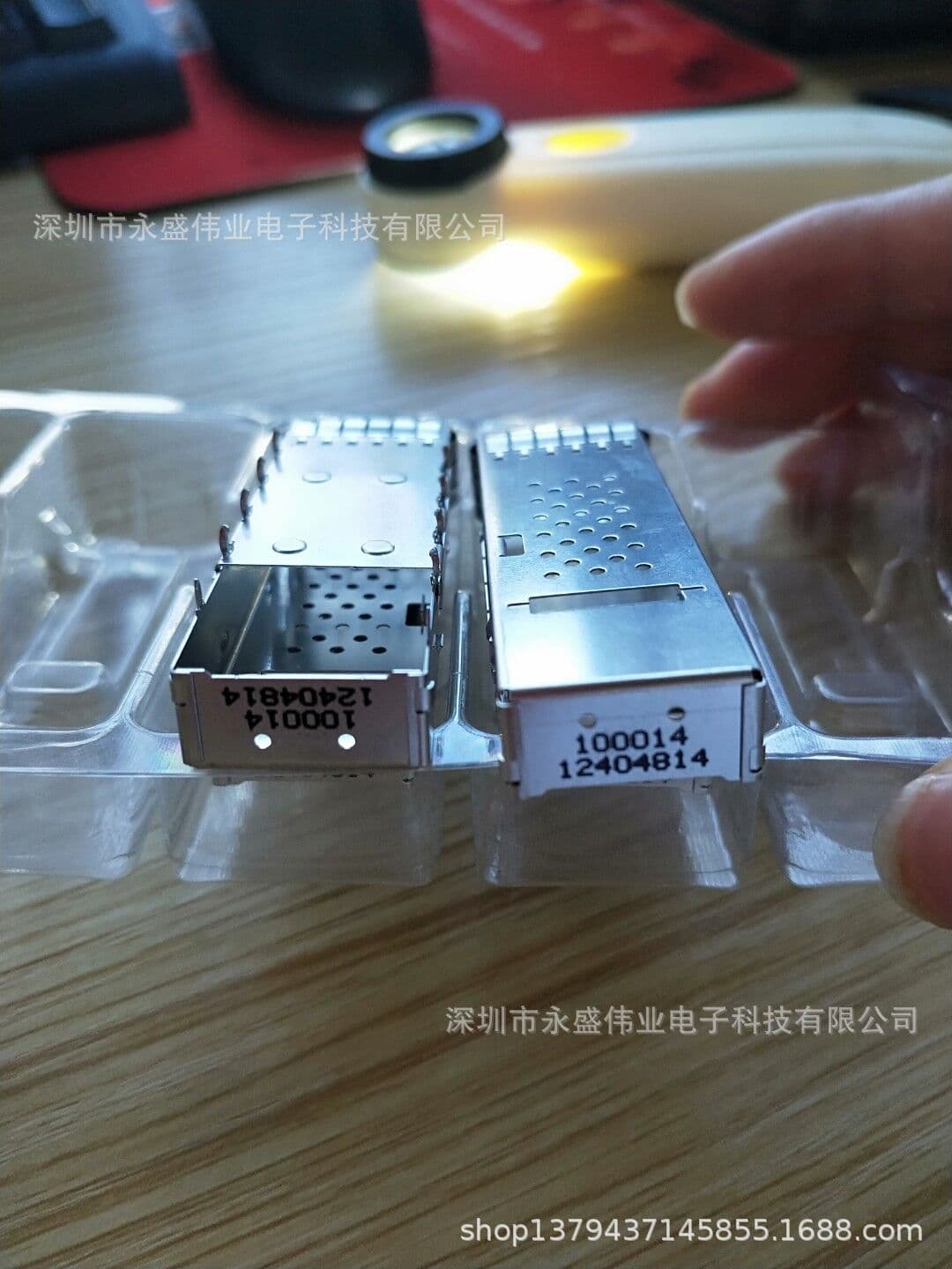 100014-1240 I/O Connector ZQSFP+ 1X1 Ganged Cage Assembly (SF)