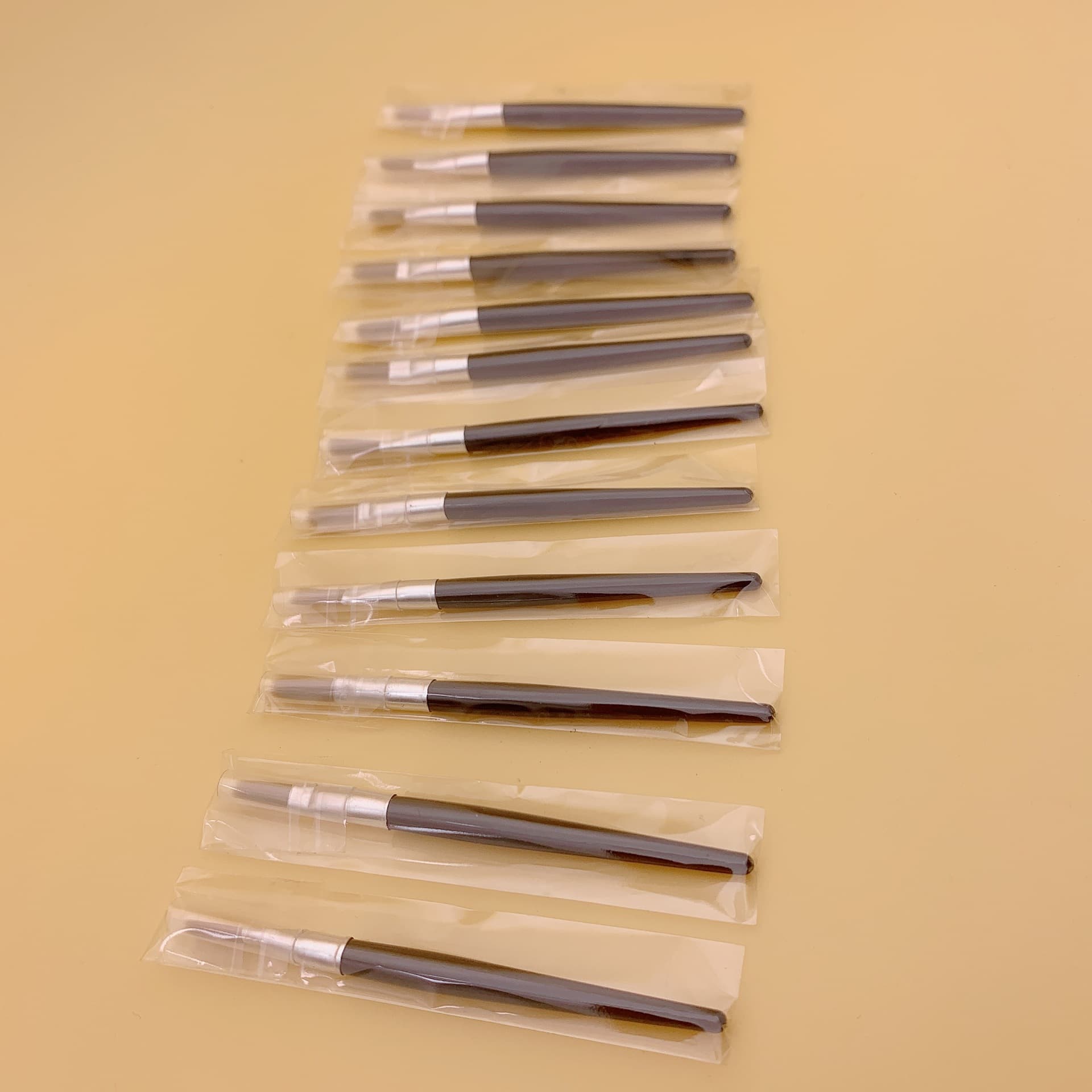 Factory Wholesale Makeup Brush Disposable Lip Brush Single Lip Makeup Brush Bag Customizable Lip Brush
