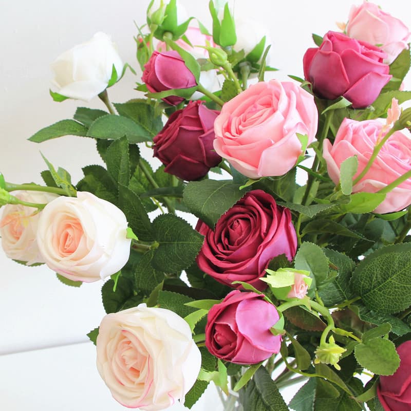 Home Decor Wedding Handheld Fake Roses Plastic Artificial Flowers Arrangement Moisturizing Touch Clear Shelf Sale Item