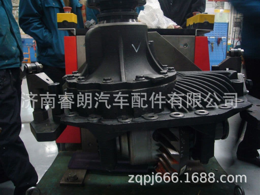 Production and Wholesale of Sinotruk Howo Shandeka Vehicle Parts 711-35010-6193 MCP16 Rear Drive Assembly