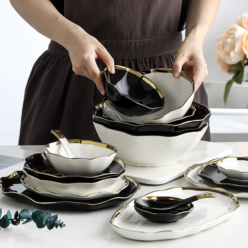 Nordic Ceramic Plate with Gold-plated Edge Creative Ruffled Dishes Western Food Plate Steak Plate Salad Bowl Soup Bowl Rice Bowl