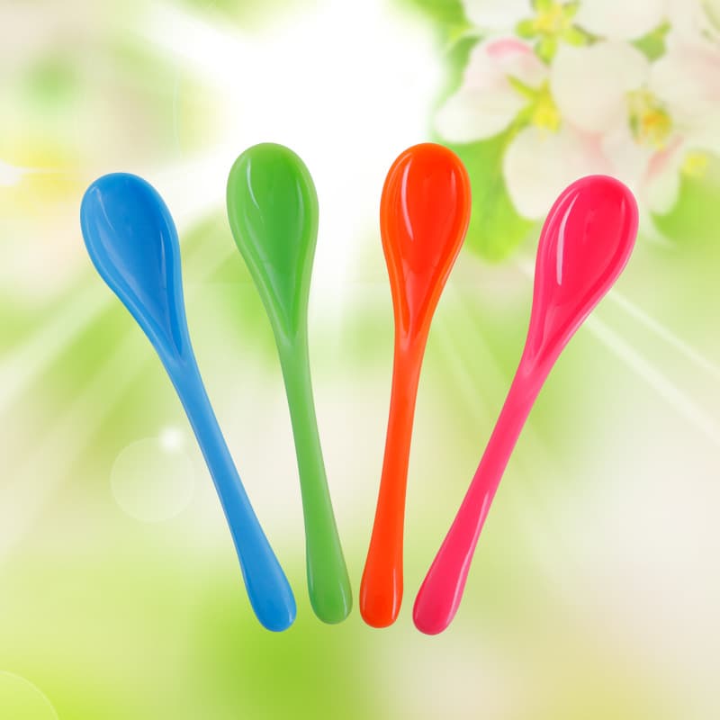 Plastic spoon.