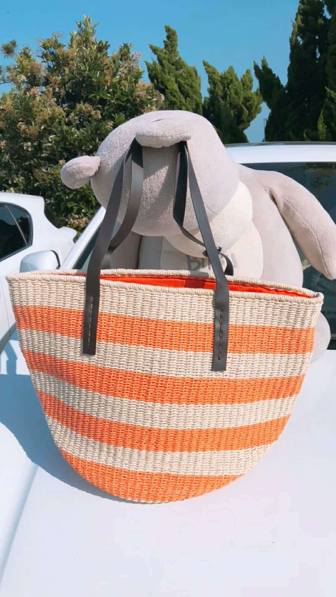 New Round Bottom Straw Bag Paper Rope Bag, Beach Bag Shopping Tote Travel Vacation, All-season Trendy One Bag Solution