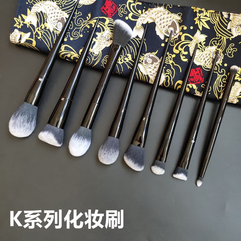 New Big Face K*D Full Set Makeup Brushes: Powder Brush, Concealer Brush, Foundation Brush, Contour Brush, Blush Brush, Eyeshadow Brush