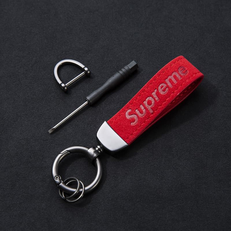 Factory Direct Sales Trendy Car Logo Keychain, Couple Version Compatible with M Logo, Minimalist Custom Keychain
