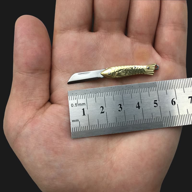 Mini Folding Knife, Multifunctional Brass Key Knife, Exquisite Gift Knife, Portable Small Folding Knife, Gift Knife