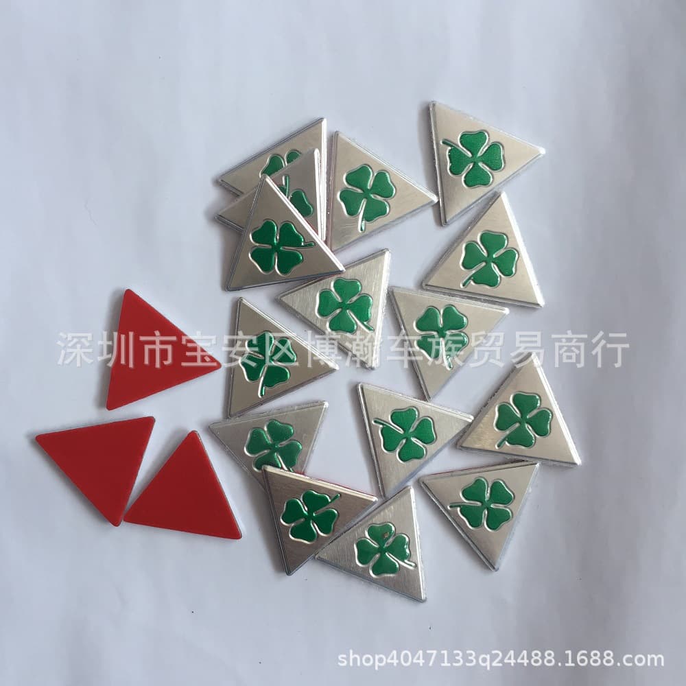 For Alfa Romeo Cloverleaf car emblem modification, key emblem, dashboard emblem decorative sticker 2CM