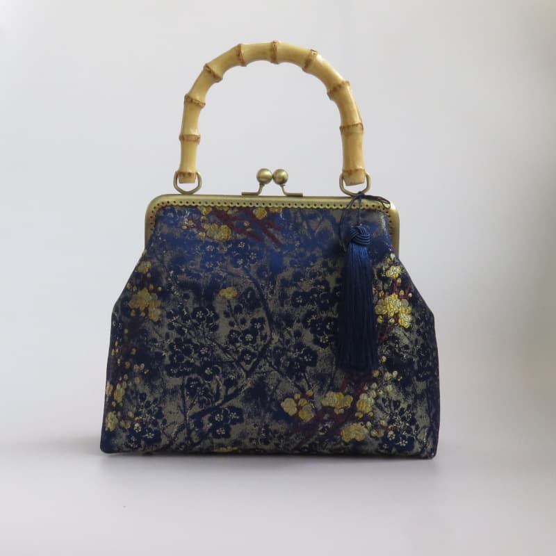 Ancient Chinese style Hanfu elements ethnic retro embroidery bag clasp bag cheongsam bag