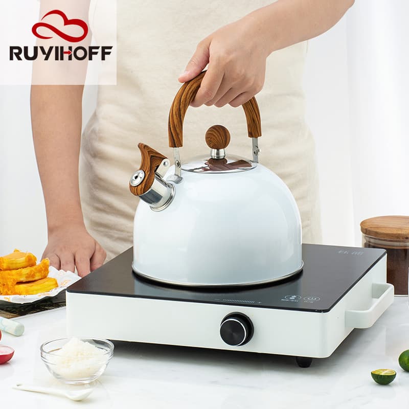 White European Style Whistling Kettle Stainless Steel Kitchen Utensils Boiling Water Pot with Foldable Handle for Modern Home