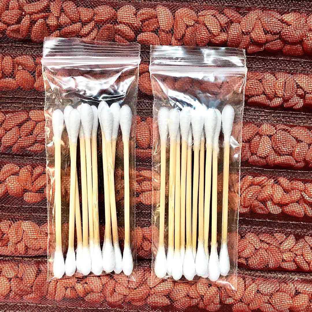 10-pack disposable portable double-ended cotton buds, small packaging for hotel baths, ear picking, and makeup removal.