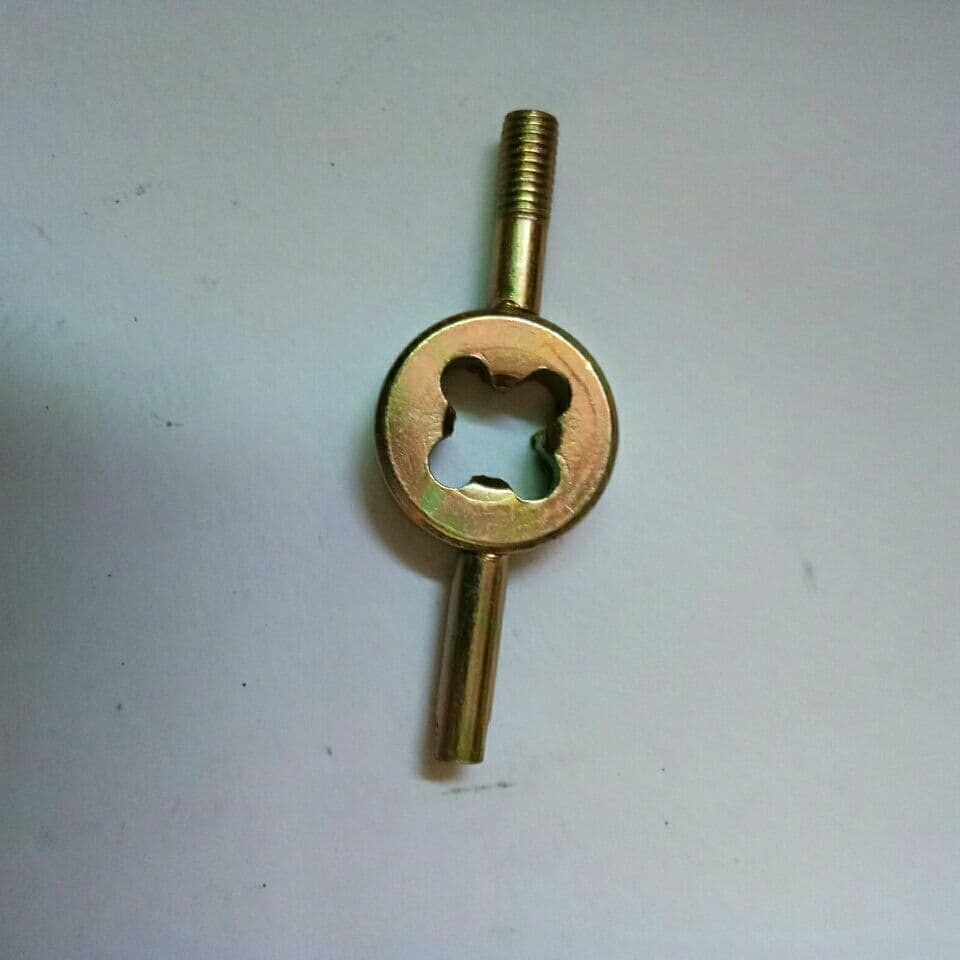Valve needle wrench for electric vehicles, bicycles, and mountain bikes. Manufacturer of valve needle wrenches for thread cutting.