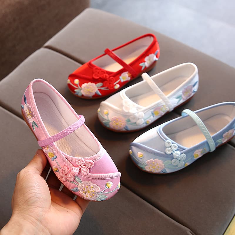 Girls' Embroidered Shoes, Old Beijing Cloth Shoes, Children's Ancient Costume Matching Hanfu Shoes, Chinese Style Handmade Baby Retro Han Shoes