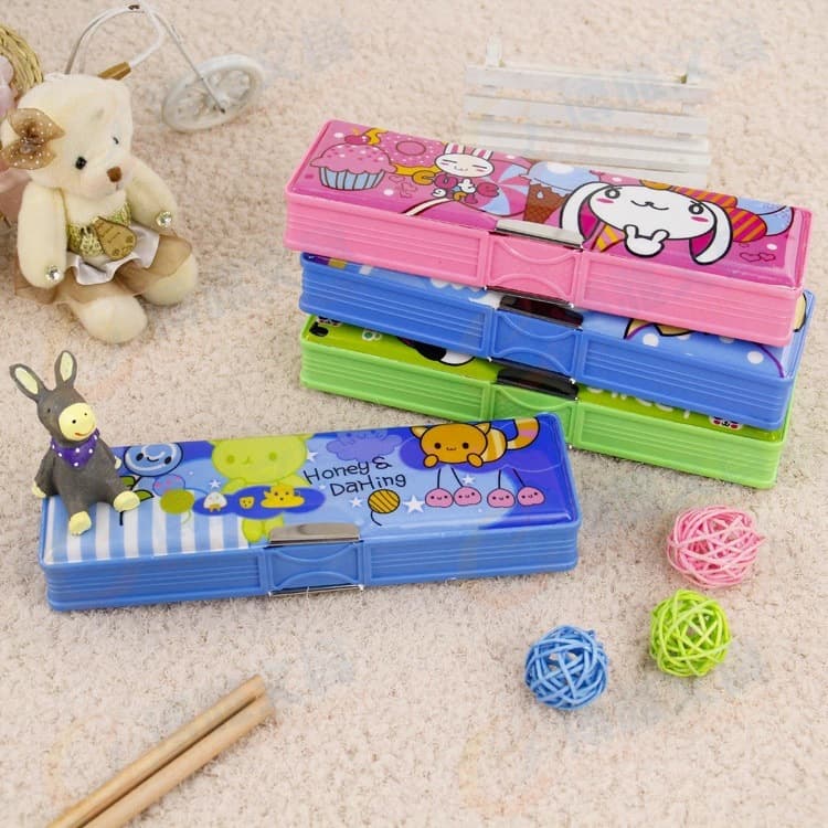 Cute Cartoon Pencil Case for Elementary Students, Plastic Multifunctional Pencil Sharpener Pendant, Creative Children's Cute Pencil Box