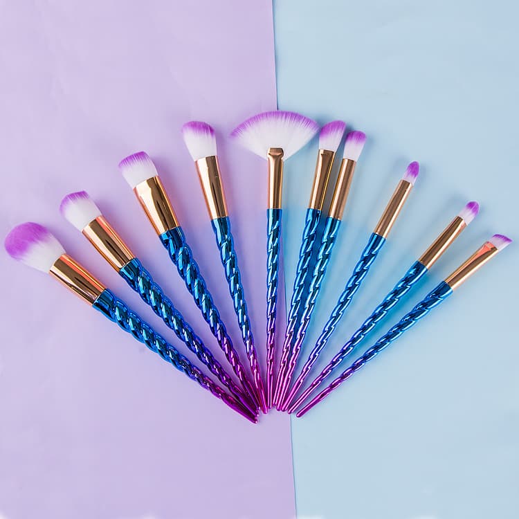 Export Hot Selling 10-Piece Unicorn Makeup Brush 10 Rainbow Color Spiral Plastic Handle Makeup Brush Set Wholesale