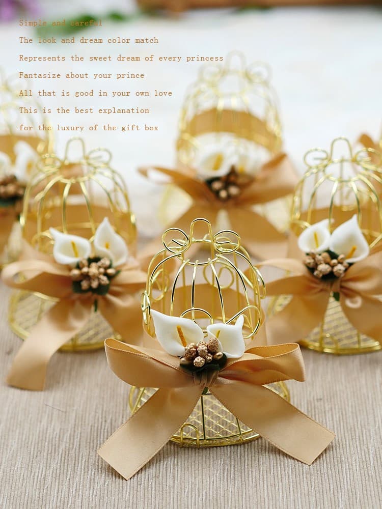 Erlifan European wedding supplies personalized creative sugar box tinplate birdcage bell wedding candy box beautiful companion
