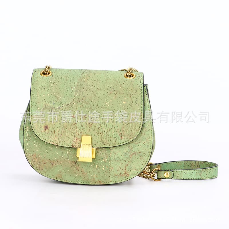 Dongguan factory customized Cork chain bag, summer new genuine wood shoulder bag, simple cork crossbody bag