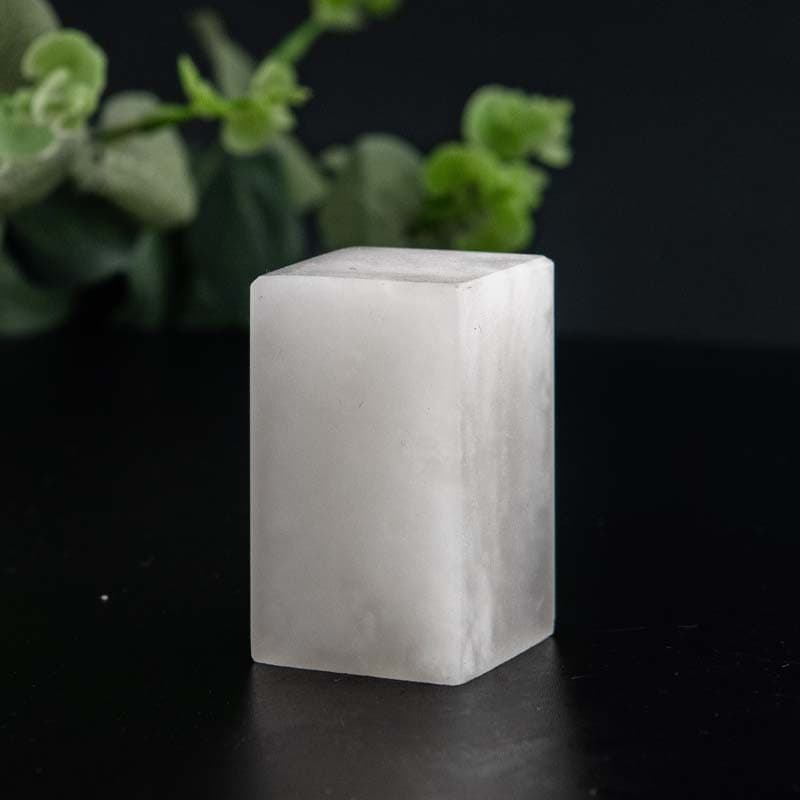 Wenfeng Shoushan Stone Seal Carving Material, Beginner Practice Seal, Qinghai Light-Freezing Stone