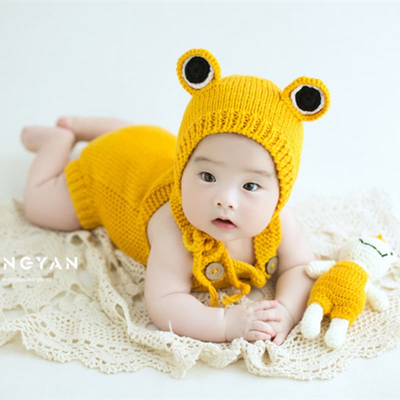 New Baby Photo Outfit Frog Prince Knit Romper Set for 100-Day Baby Photography Wholesale