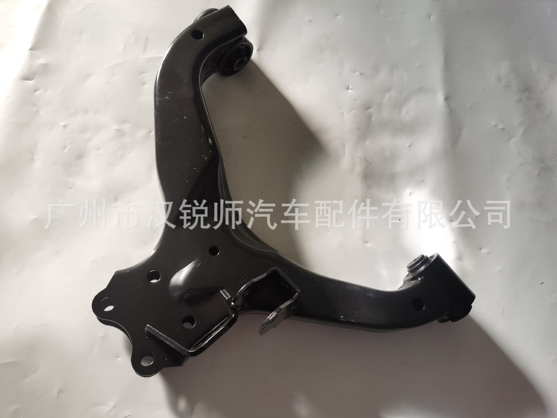 54501-3xa0a applicable to new Nissan Jiapeng URVAN NV350 CARAVAN lower control arm assembly suspension