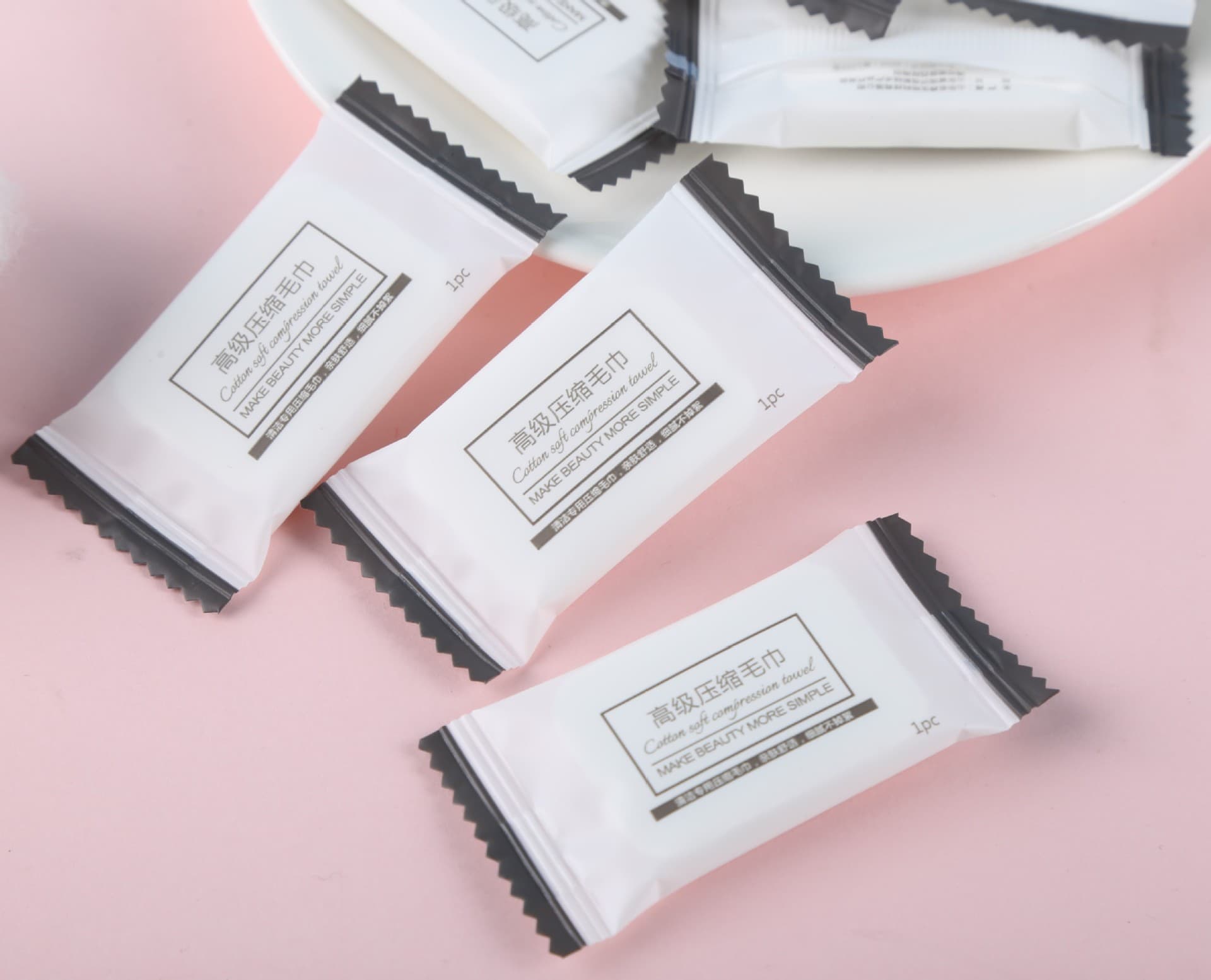 Compressed Towel Disposable Rectangular Facial Towel Hotel Travel Tourism Portable Cleansing Cloth Facial Towel