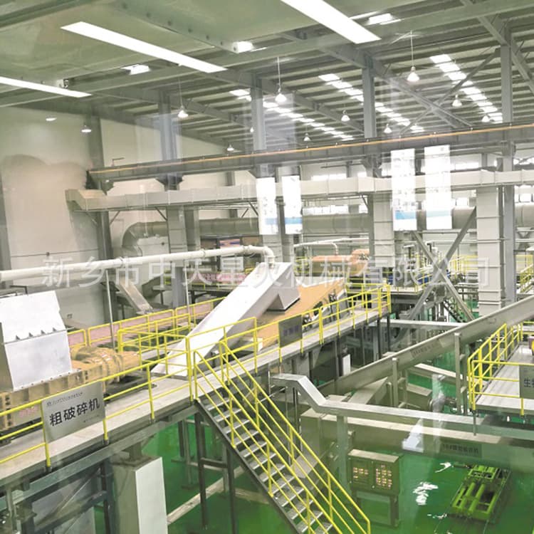 Large-scale integrated machine for sorting, pulping, and removing impurities from kitchen waste; pretreatment equipment for complete sets of food waste treatment systems.