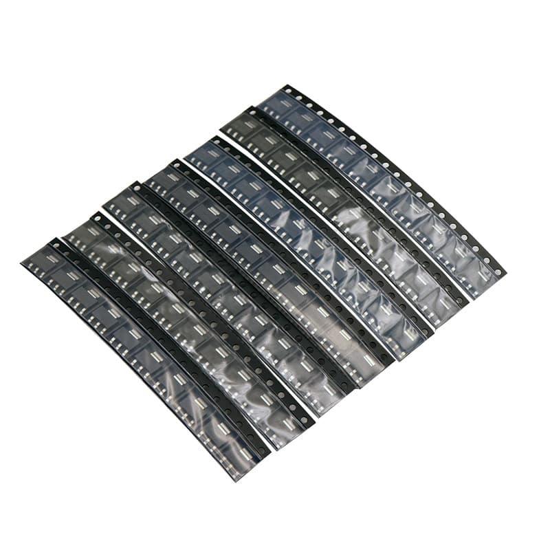 The AMS1117 voltage regulator chip package includes 7 types: 3.3V, 5.0V, 2.5V, 1.8V, 1.5V, and 1.2V ADJ.