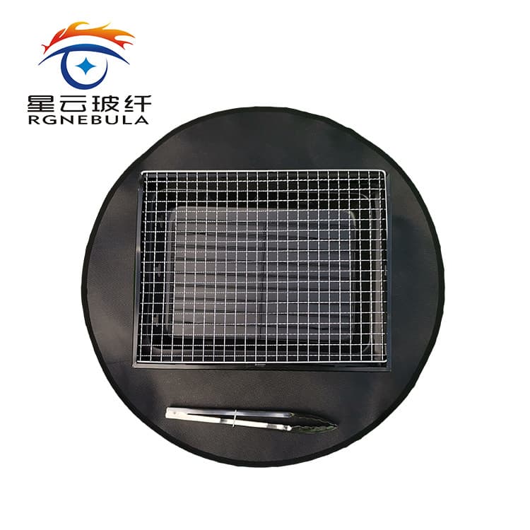 Fireproof Fiberglass Silicone Barbecue Grill Mat Temperature Resistant Camping Mat Anti-slip Oil Ash Wall Stove Fire Pit Hole