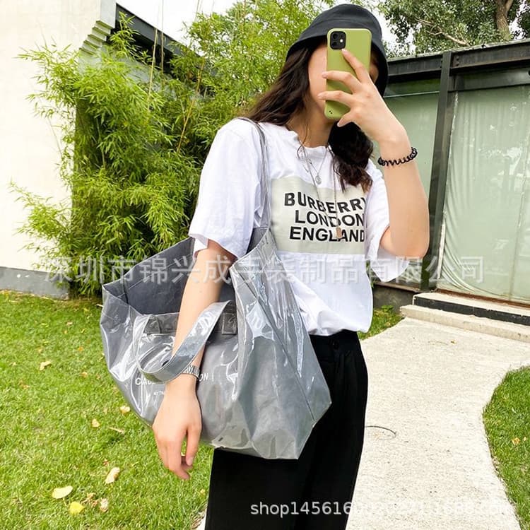 Custom-made women's handbags, large capacity, transparent PVC jelly bag, beach travel, street photography shoulder tote bag.