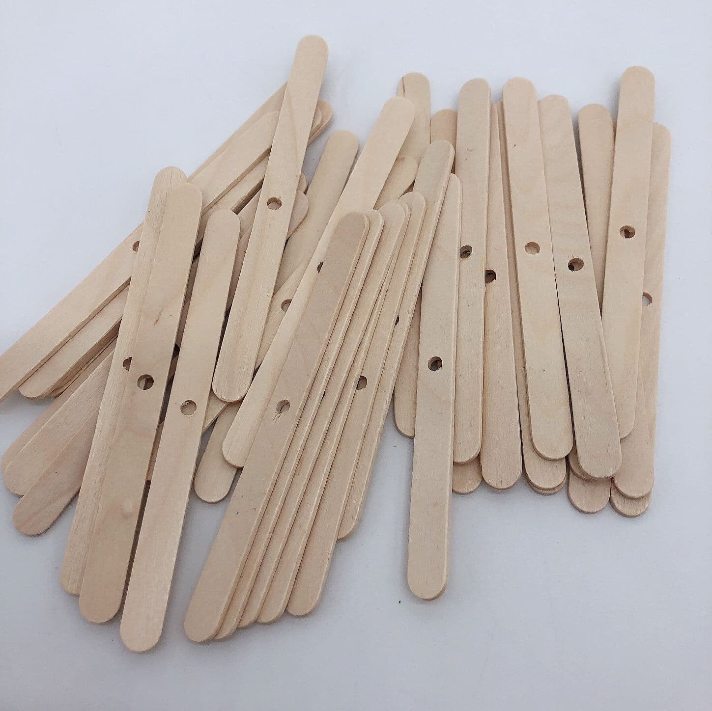 Candle DIY Wick Holder Plate 114*10MM Hole Diameter 4MM Candle Wick Holder Wax Core Fixing