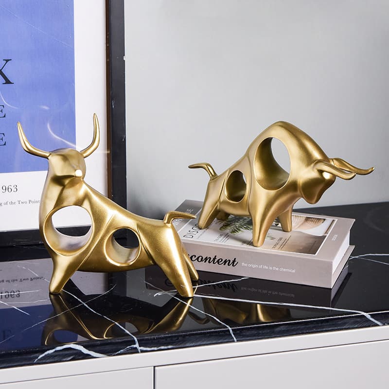 Nordic Creative Luxury Bull Ornament Home Decoration Living Room Entryway Housewarming Bullish Momentum TV Cabinet Decoration