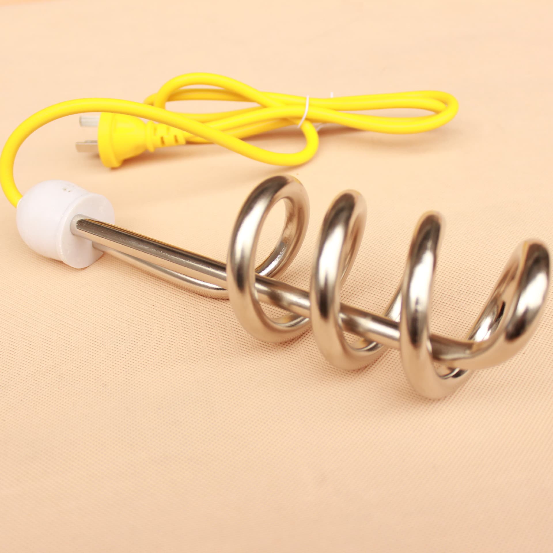 Yiwu Duoyuan daily necessities wholesale - household water heating rod 2000W electric heating rod, fast heating