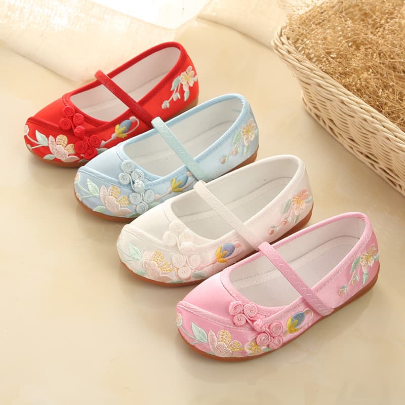 Ethnic Style Embroidered Shoes, Ancient Costume Children's Embroidered Shoes, Old Beijing Cloth Shoes, Girl Hanfu Shoes, Baby Dance White Shoes