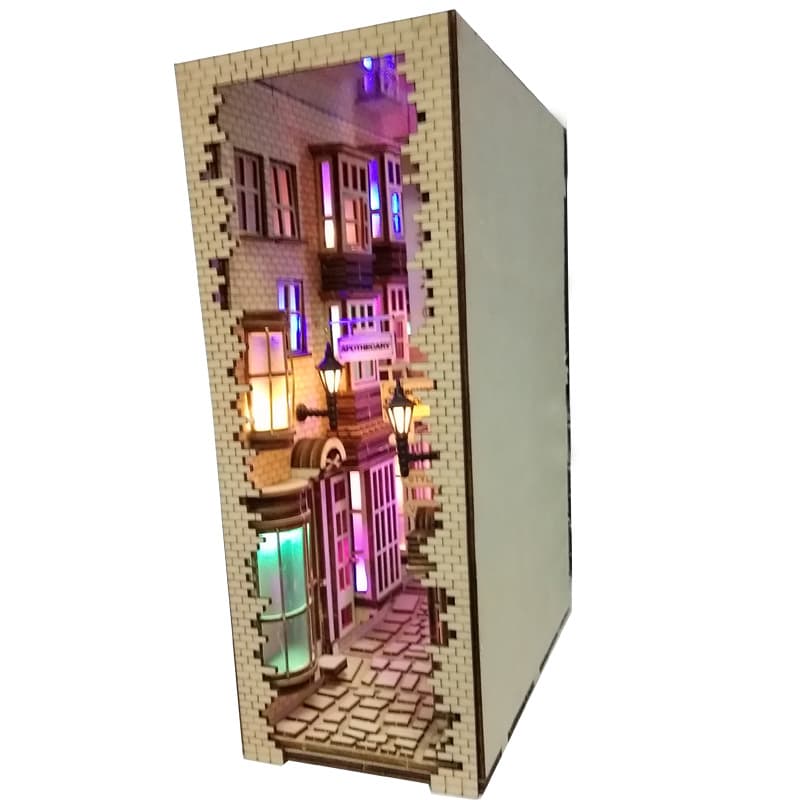 DIY Harry Potter Diagon Alley Book Nook Bookends Bookshelf