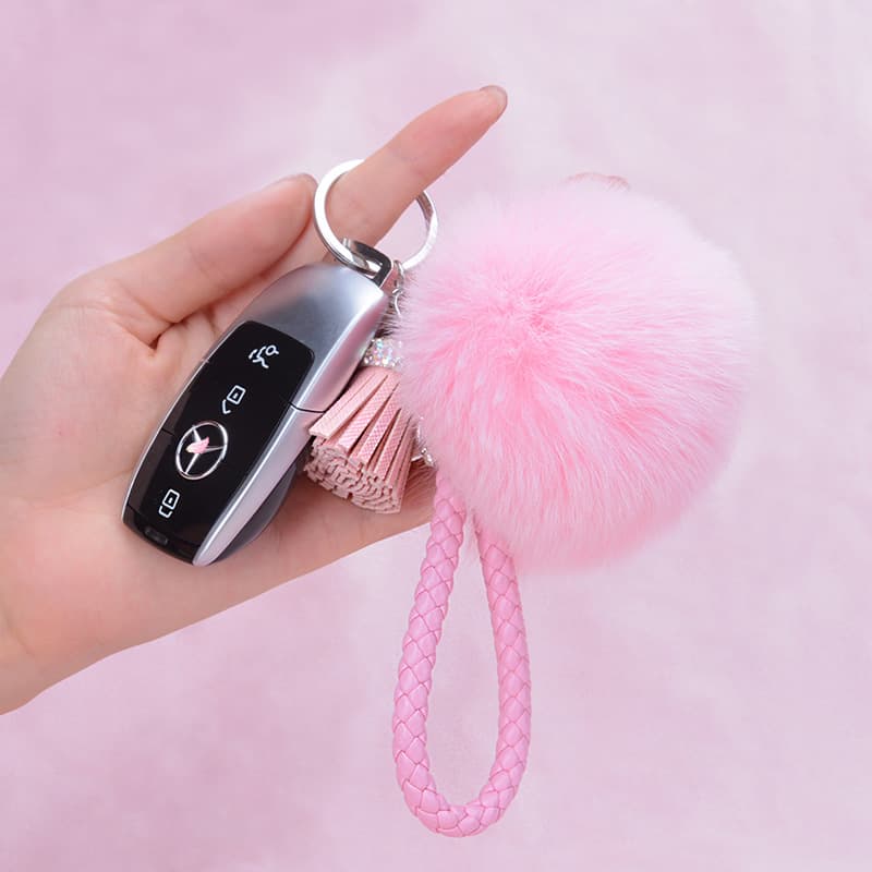 Cute Women's Plush Car Keychain - Fox Fur Ball Pendant Korean Creative Drop Keychain