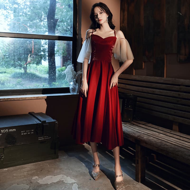 2024 New Wedding Toast Dress for Bride, Red Maternity Evening Gown for Petite Women, Return Door Engagement Dress, Suitable for Daily Wear
