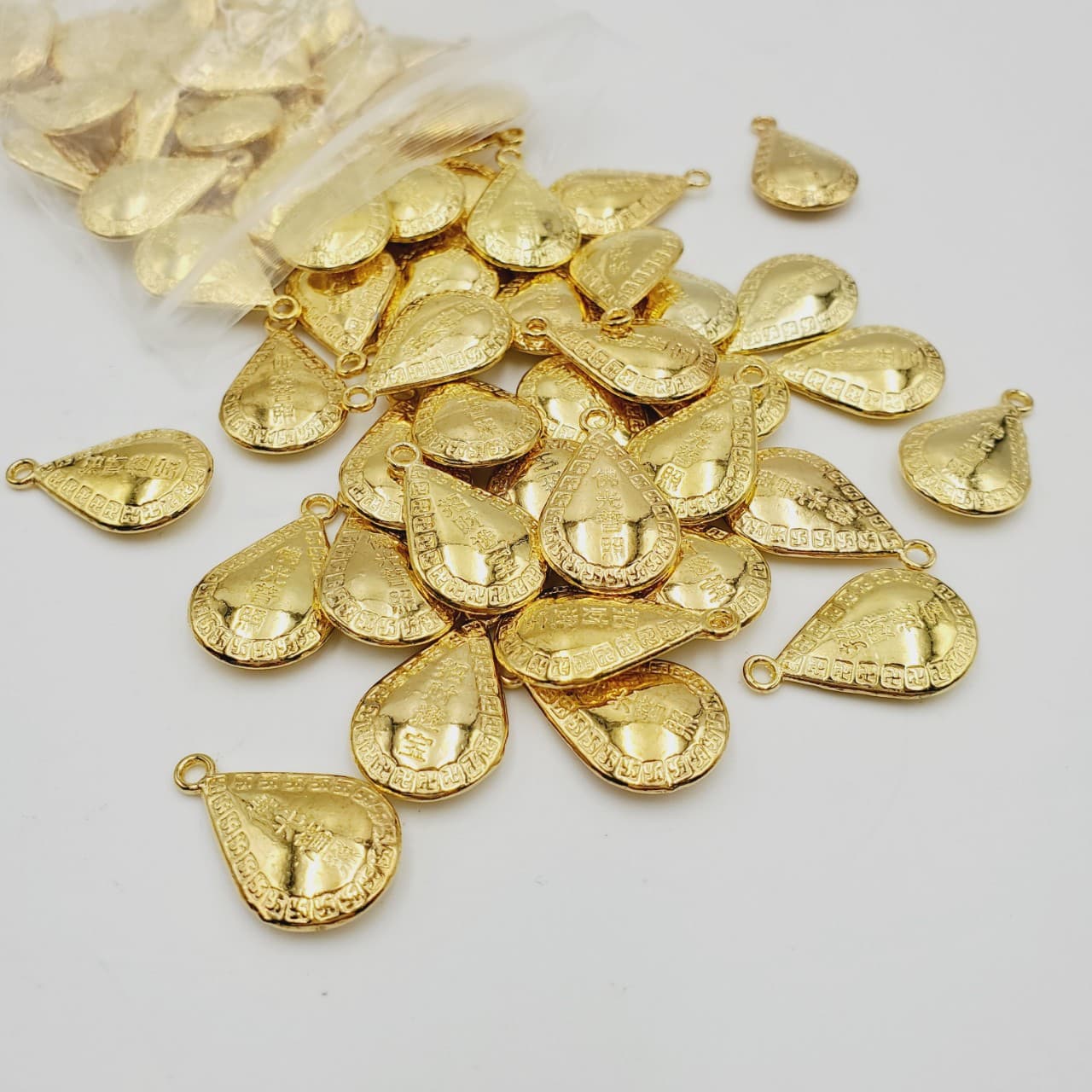 New recommendation: Buddha's light shines universally, wealth-attracting Buddha and deity items, consecration set with golden heart and organs.