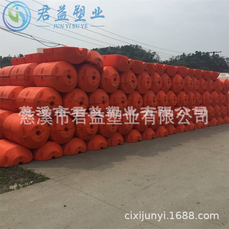 Wholesale 600*1000mm aperture 50 garbage containment buoys for reservoirs, PE rotationally molded weed barriers.